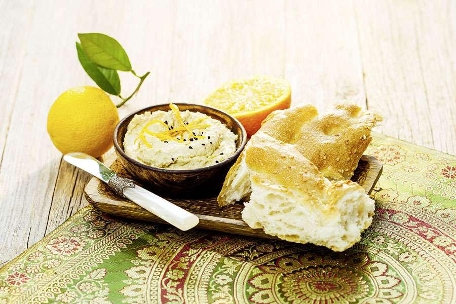 Fruchtiges Orangen-Hummus