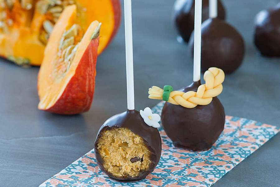 Pumpkin Spice Cake Pops