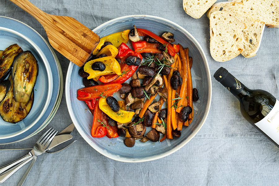 Gegrilltes Gemüse-Bohnen-Antipasti di verdura